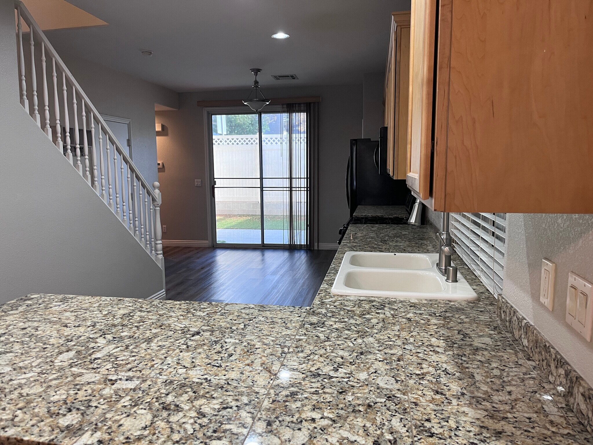 Kitchen - 1599 Evening Spirit Ave