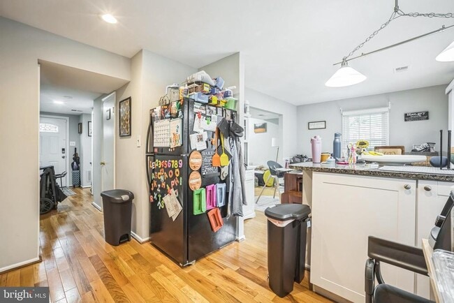 Building Photo - 7701 Durer Ct