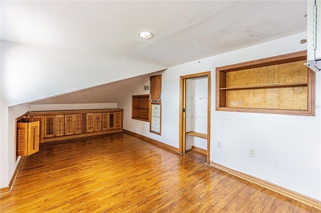 Building Photo - 18129 Crawley Rd