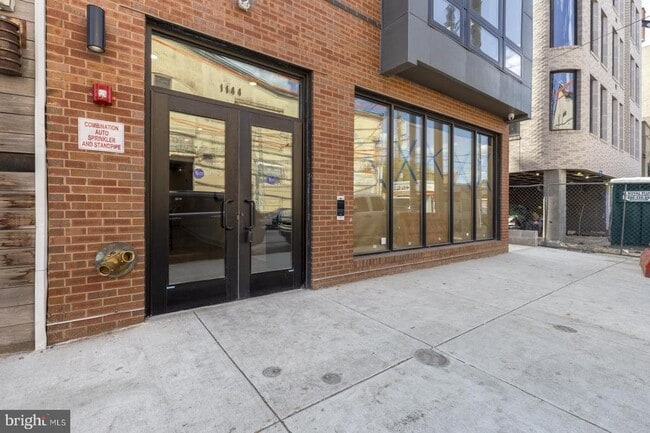 Building Photo - 1144 Frankford Ave