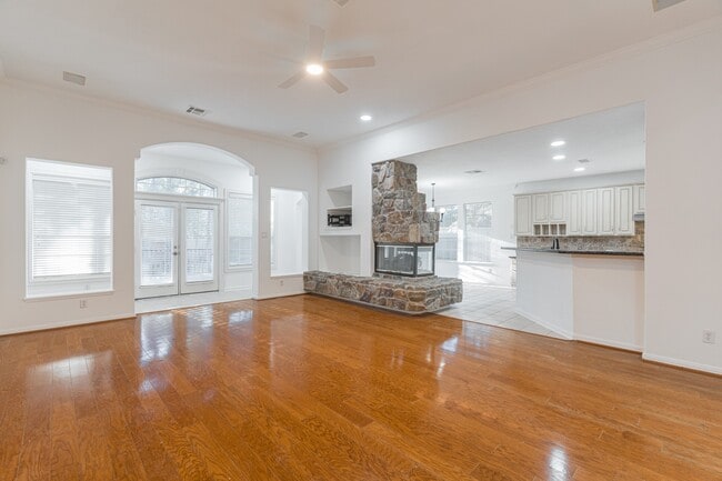 Building Photo - 22 Westwinds Cir