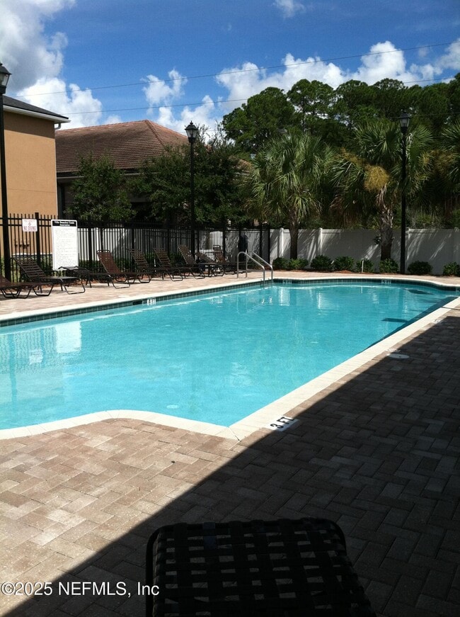Building Photo - 9556 Armelle Way