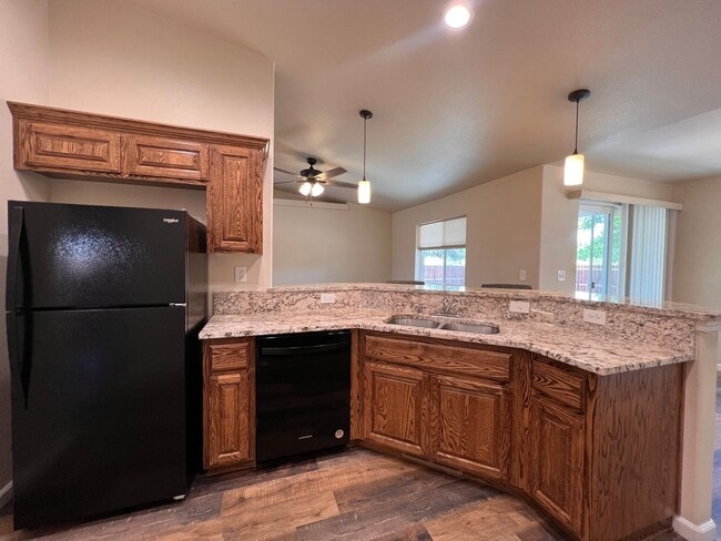 Building Photo - 4-bedroom home in Fallon