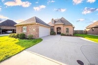 Building Photo - 6107 Waterford Ln