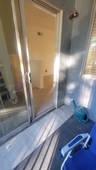 Building Photo - 2401 E Rio Salado Pky