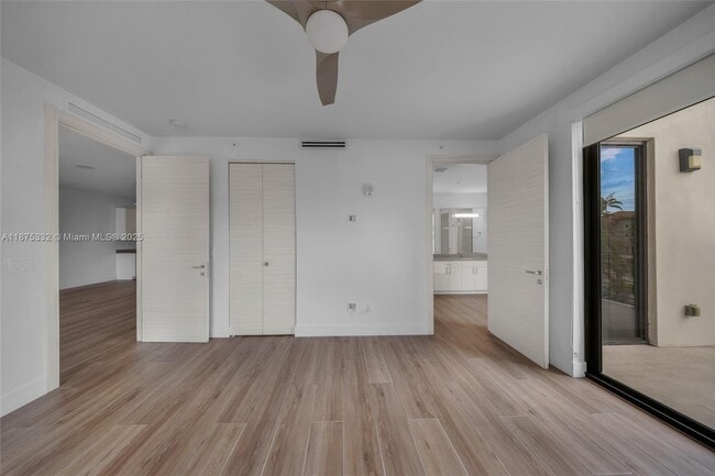 Building Photo - 3265 Bird Ave