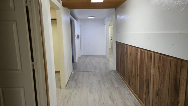 Building Photo - 1204 Washington St