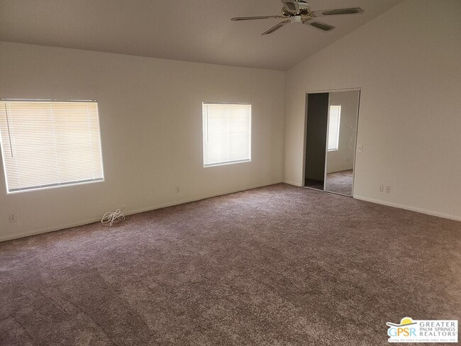 Building Photo - 29705 Avenida La Paz