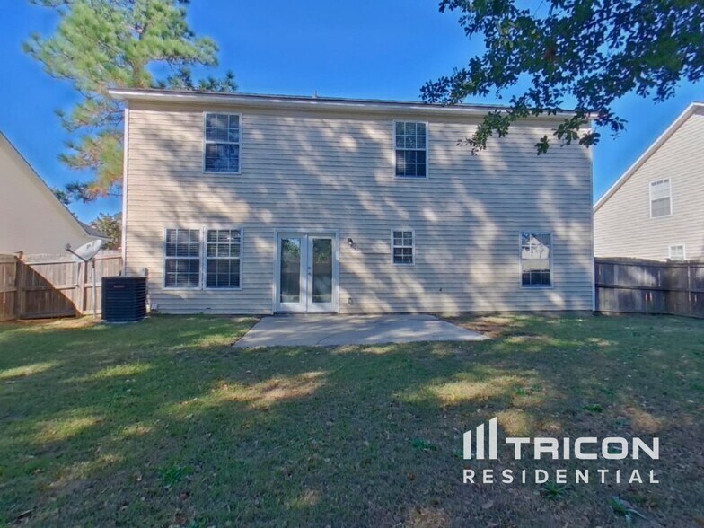 Building Photo - 925 Schofield Ln