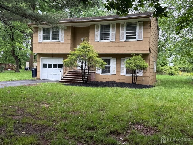 Building Photo - 5 Pelmont Pl
