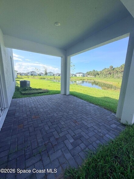 Building Photo - 1707 Colebrook Cir SW