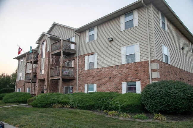 Building Photo - 1005 Ave K Ave