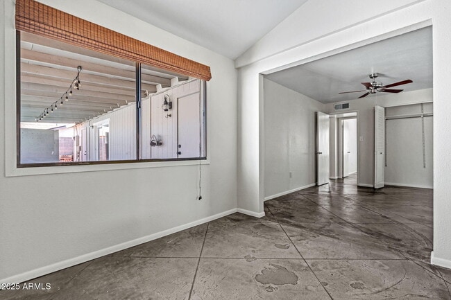Building Photo - 14231 N 37th Pl