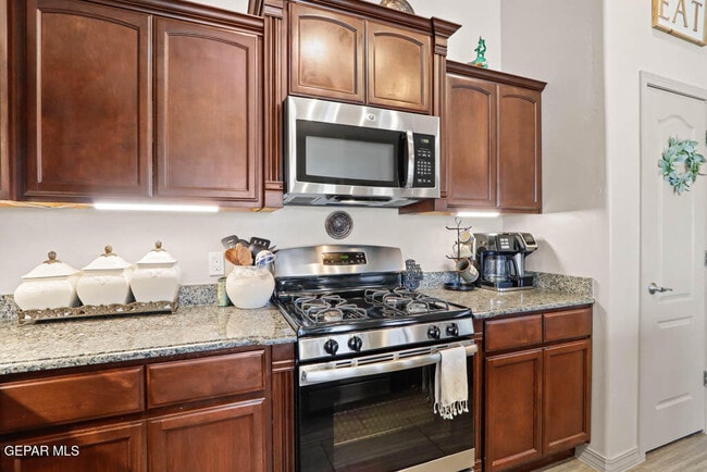 Building Photo - 14553 Hunters Grove Ave