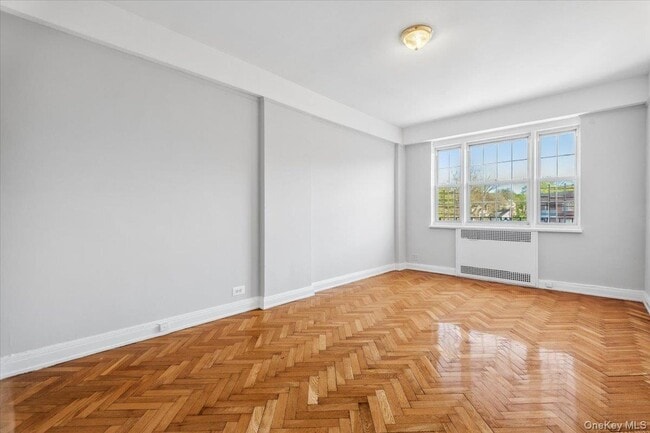 Building Photo - 45 Popham Rd