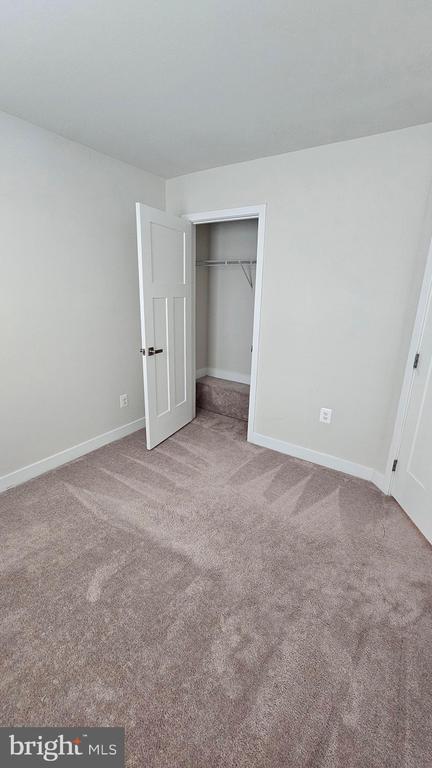 Building Photo - 2055 Rivers Dr