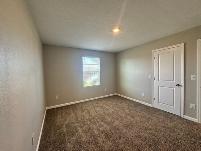 Building Photo - 4 Bed/3 Bath/2 Car Garage New Construction...