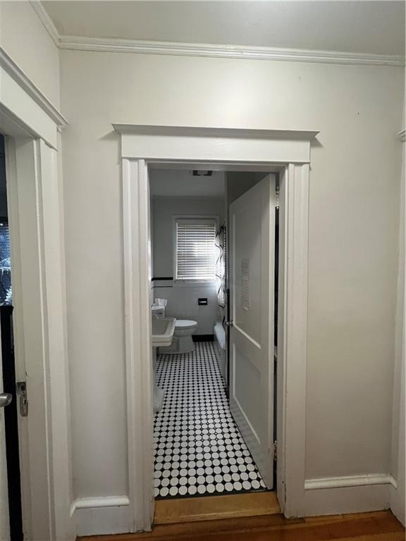 Building Photo - 28 Thurston Ave