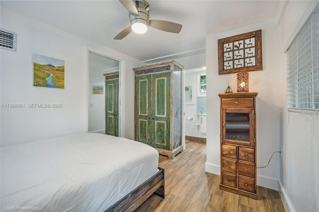 Building Photo - 212 SW 1st Ave