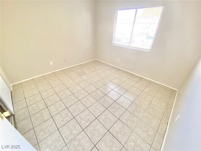 Building Photo - 3417 Civic Center Dr