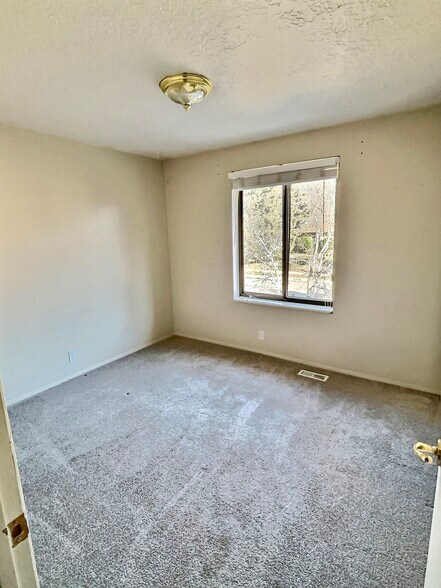 Building Photo - 8888 S Renegade Rd
