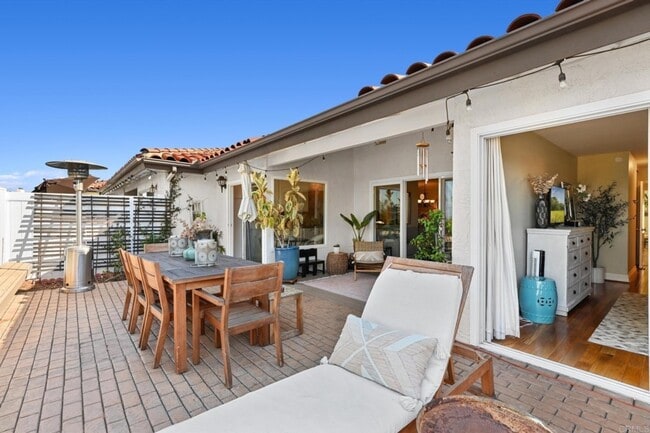 Building Photo - 6733 Oleander Way