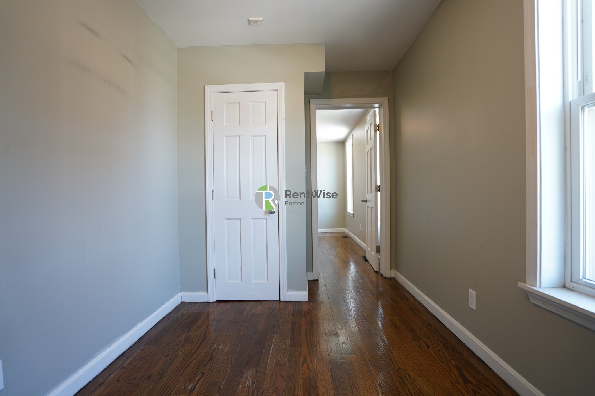 Building Photo - 36 L St