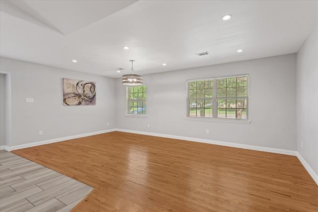 Building Photo - 5429 Enderly Pl