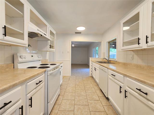 Building Photo - 5217 Fisher Dr