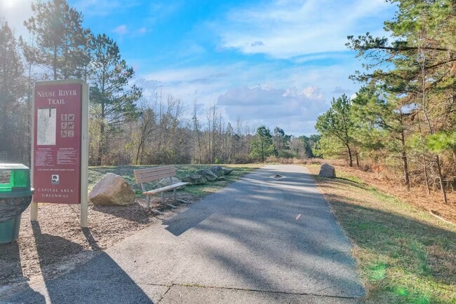 Building Photo - 8017 River Gold Ln