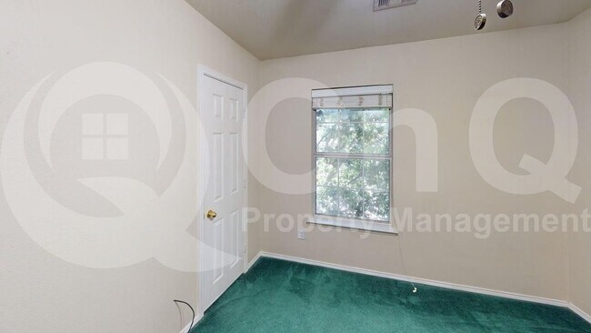 Building Photo - 2210 Elm Falls Pl
