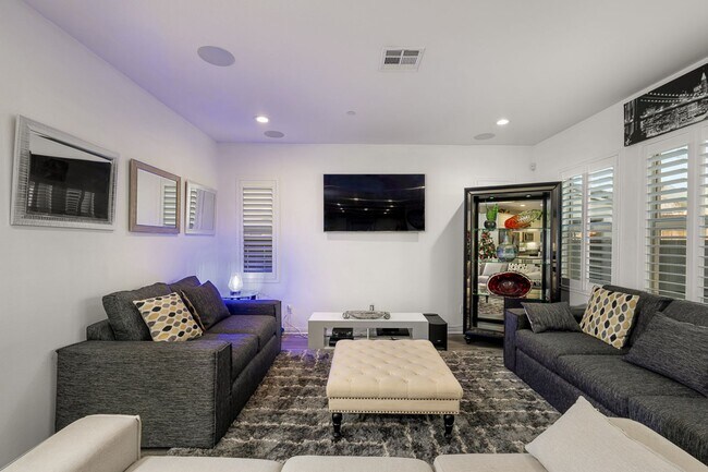 Building Photo - Chula Vista home for rent