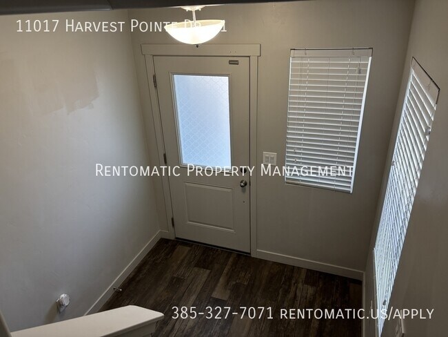 Building Photo - 11017 Harvest Pointe Dr