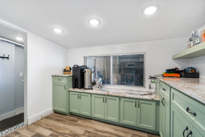 Building Photo - 496 N 500 E