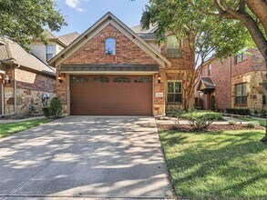 Building Photo - 4724 Durham Dr