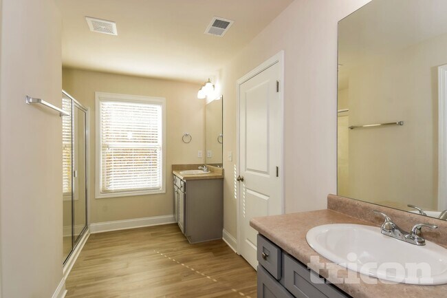 Building Photo - 118 Monaghan Wy