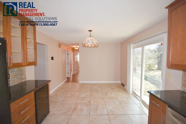 Building Photo - Charming 3bd ranch style home in Murfreesboro with large backyard!