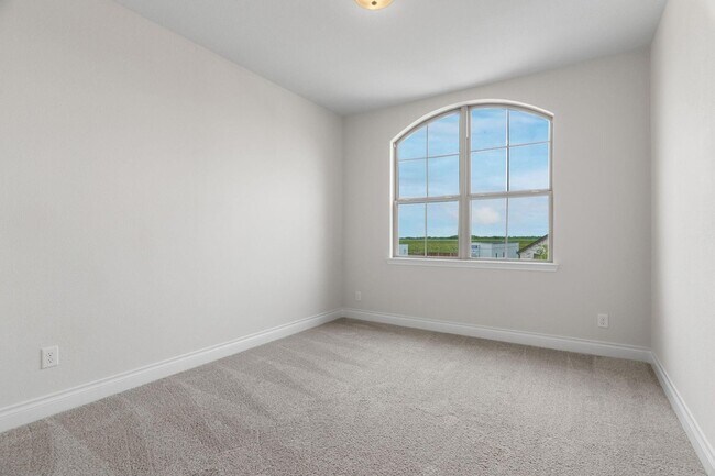 Building Photo - 2832 Saltwood Ct