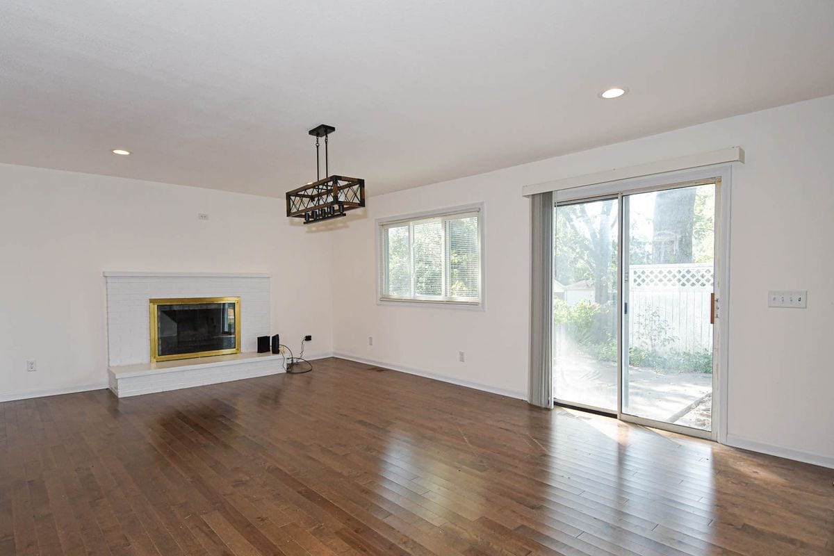 Building Photo - 306 Bright Meadows Dr