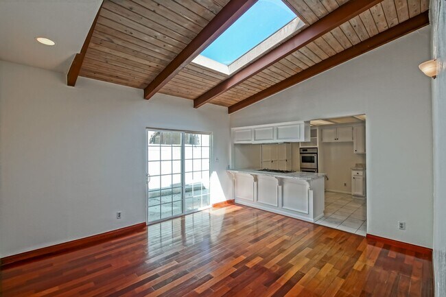 Building Photo - 1x 3906-3908