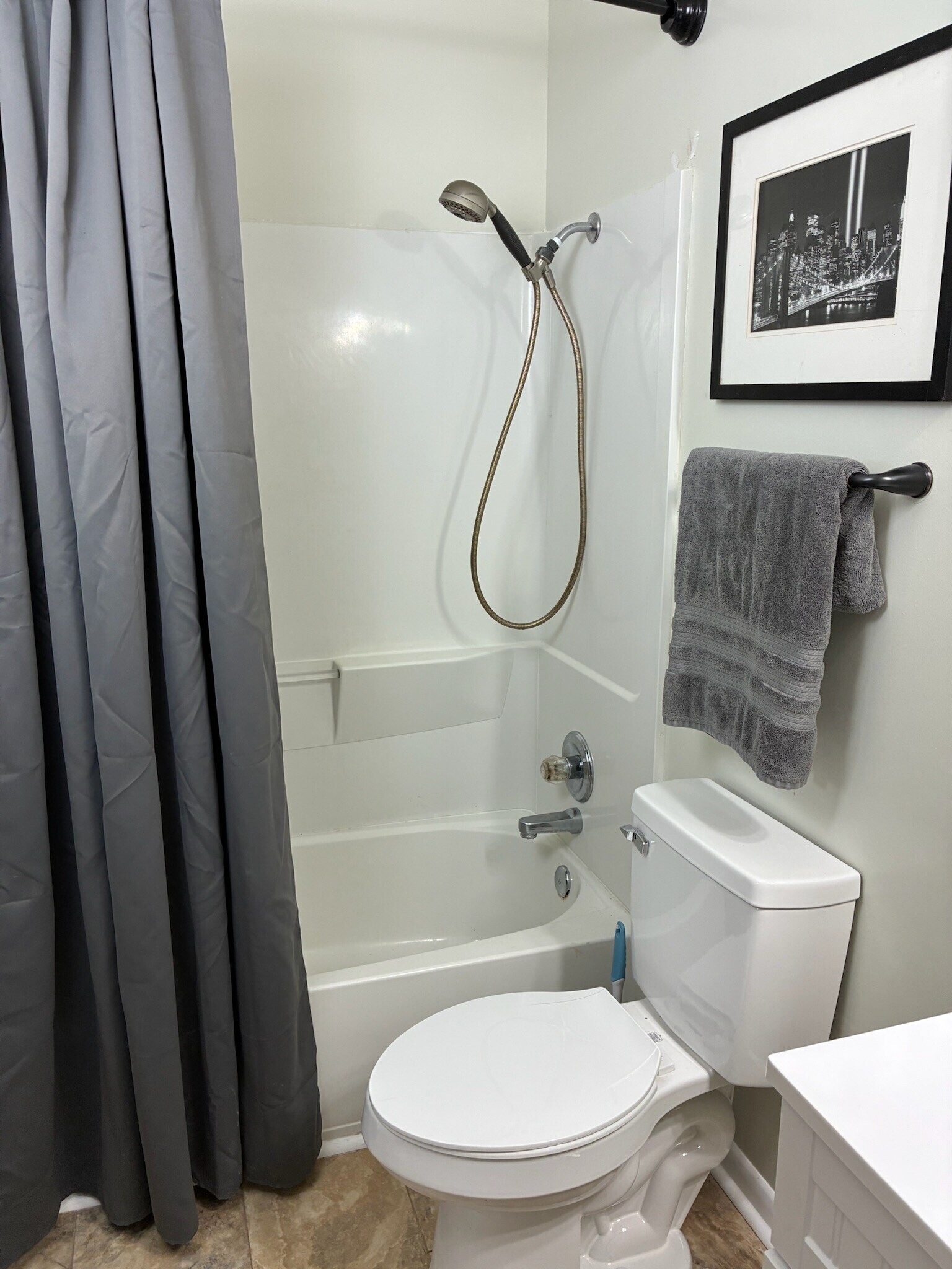 Building Photo - 410 Etowah Ave