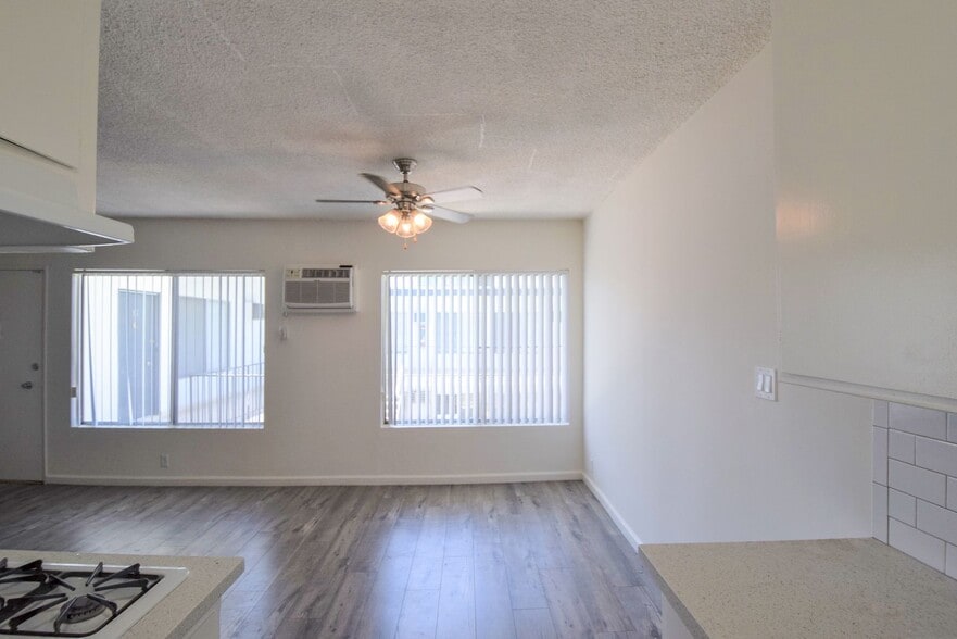 Building Photo - 12050 Tiara St