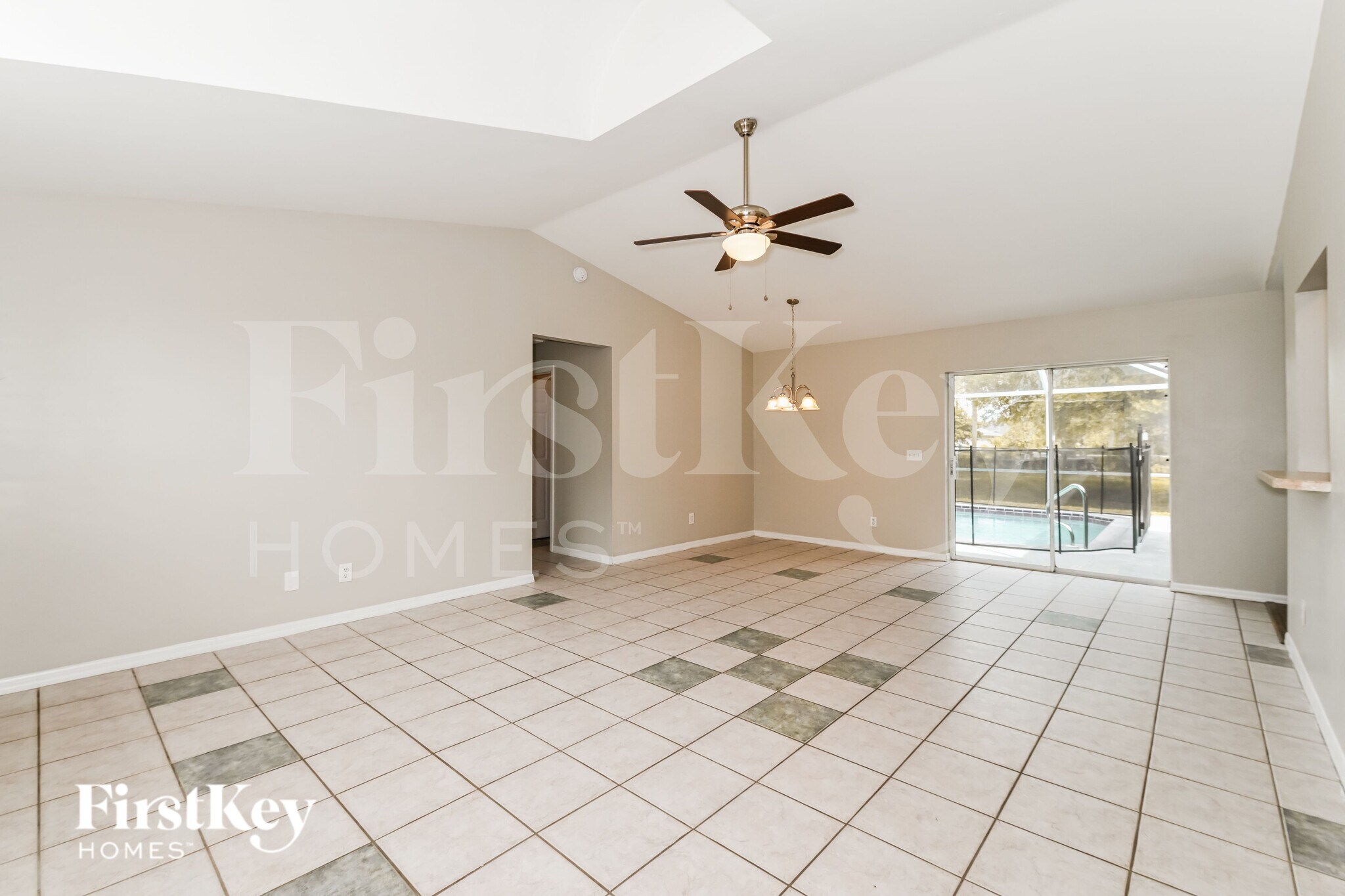 Building Photo - 708 Prospect Ave