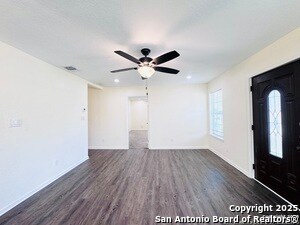 Building Photo - 426 W Wildwood Dr