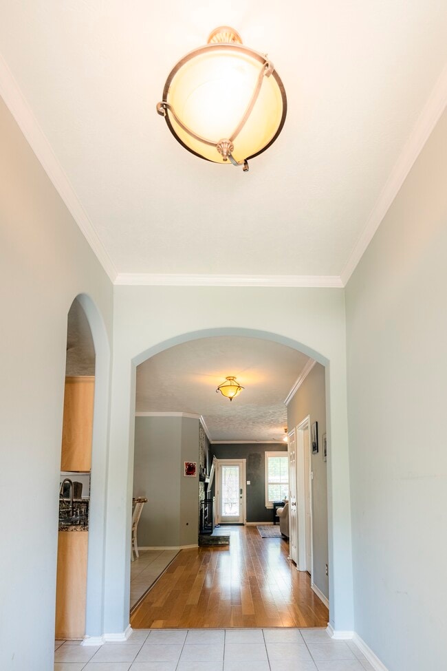 Building Photo - 10 Delphinium Pl