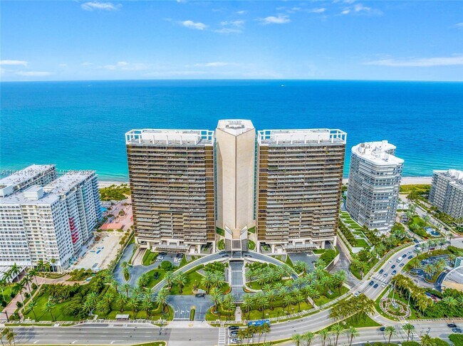 Building Photo - 9701 Collins Ave