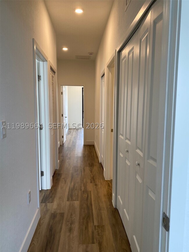 Building Photo - 13633 SW 157th Pl