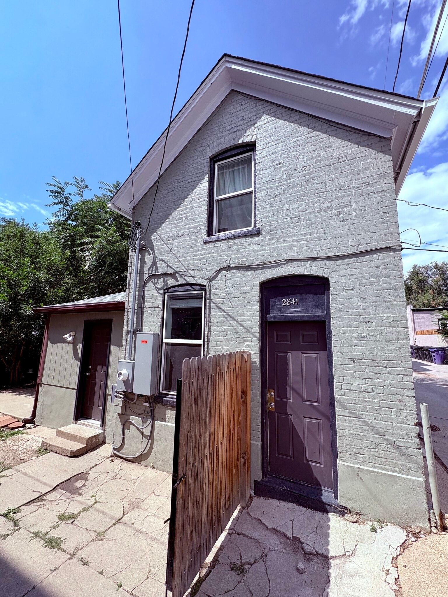 Building Photo - 2841 W 24th Ave
