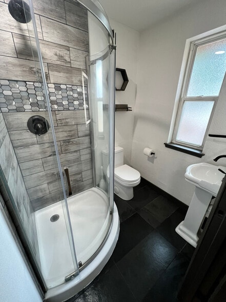 Building Photo - 6216 255th St Ct E