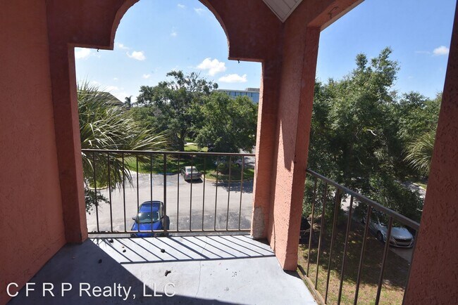 Building Photo - 1 br, 1 bath House - 4756 Walden Circle #635